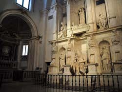 Basilique Saint-Pierre-aux-Liens, Mausolée du Pape Jules II